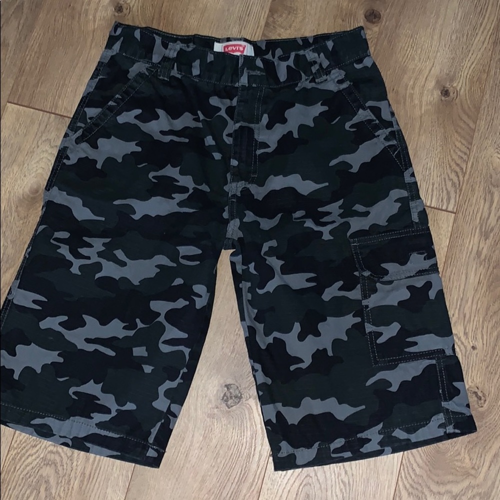Boys Levis shorts